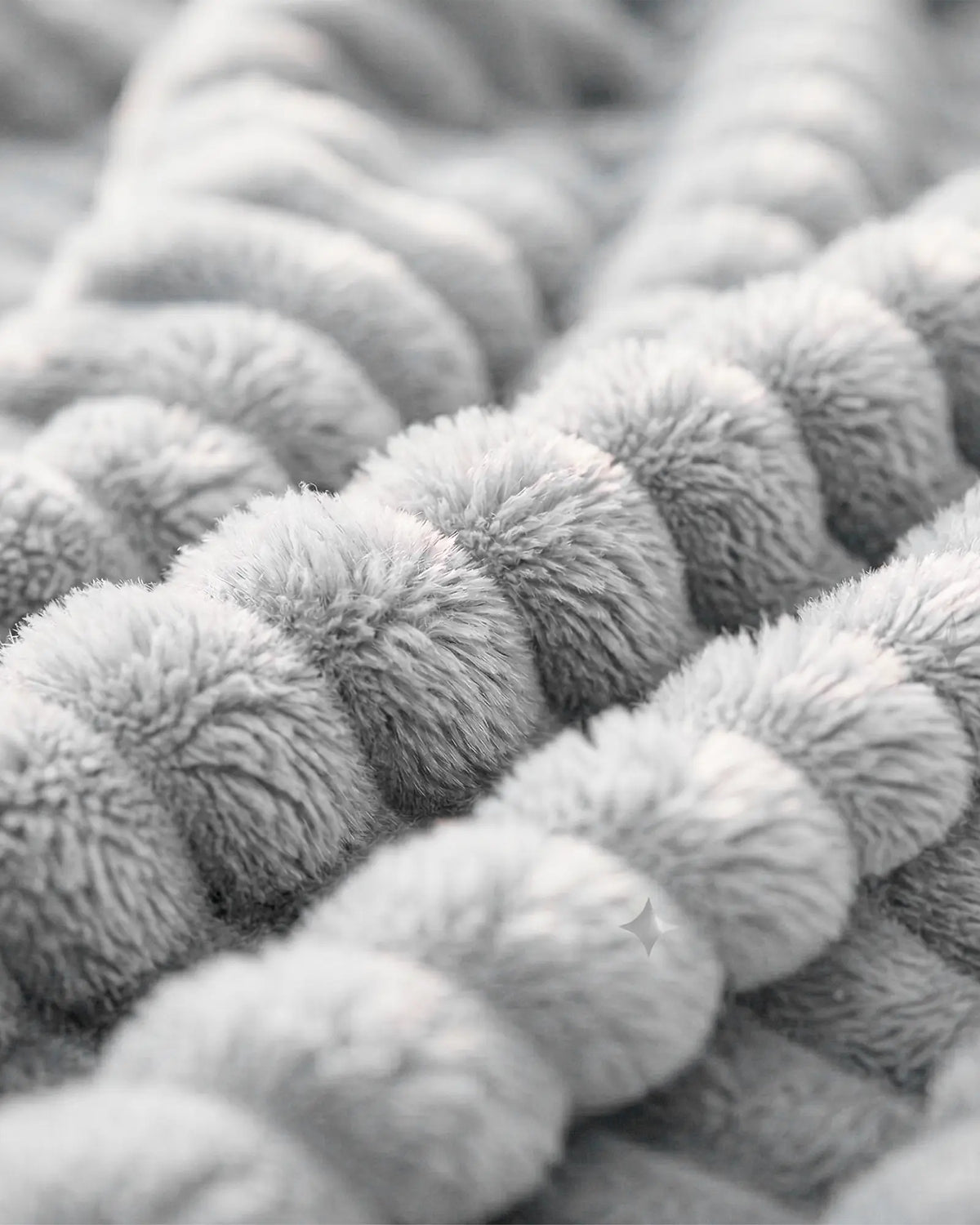 Softnook Fleece Blanket - Light Grey